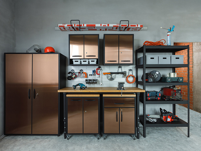 Как обустроить гараж: планировка, навесные 
системы и организация пространства