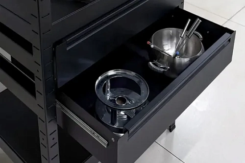 Вместительный ящик